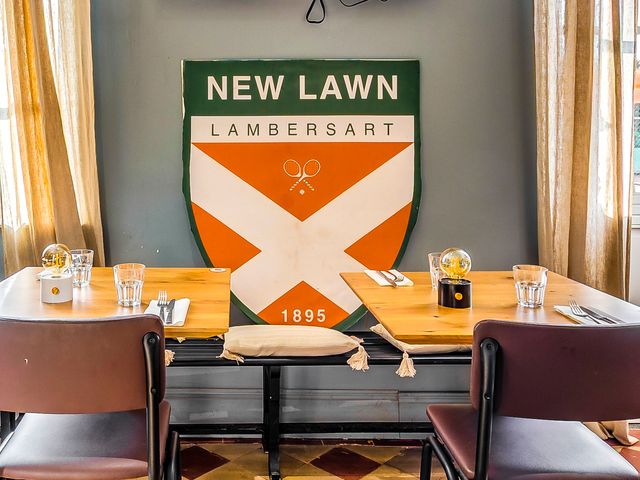 Le 1895 - Club House Du New Lawn 